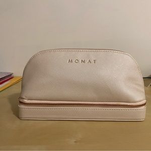 Rose gold makeup and jewelry travel case